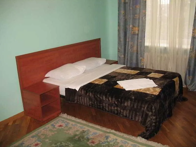 Ukrainian Hotel Service Apartments Киев